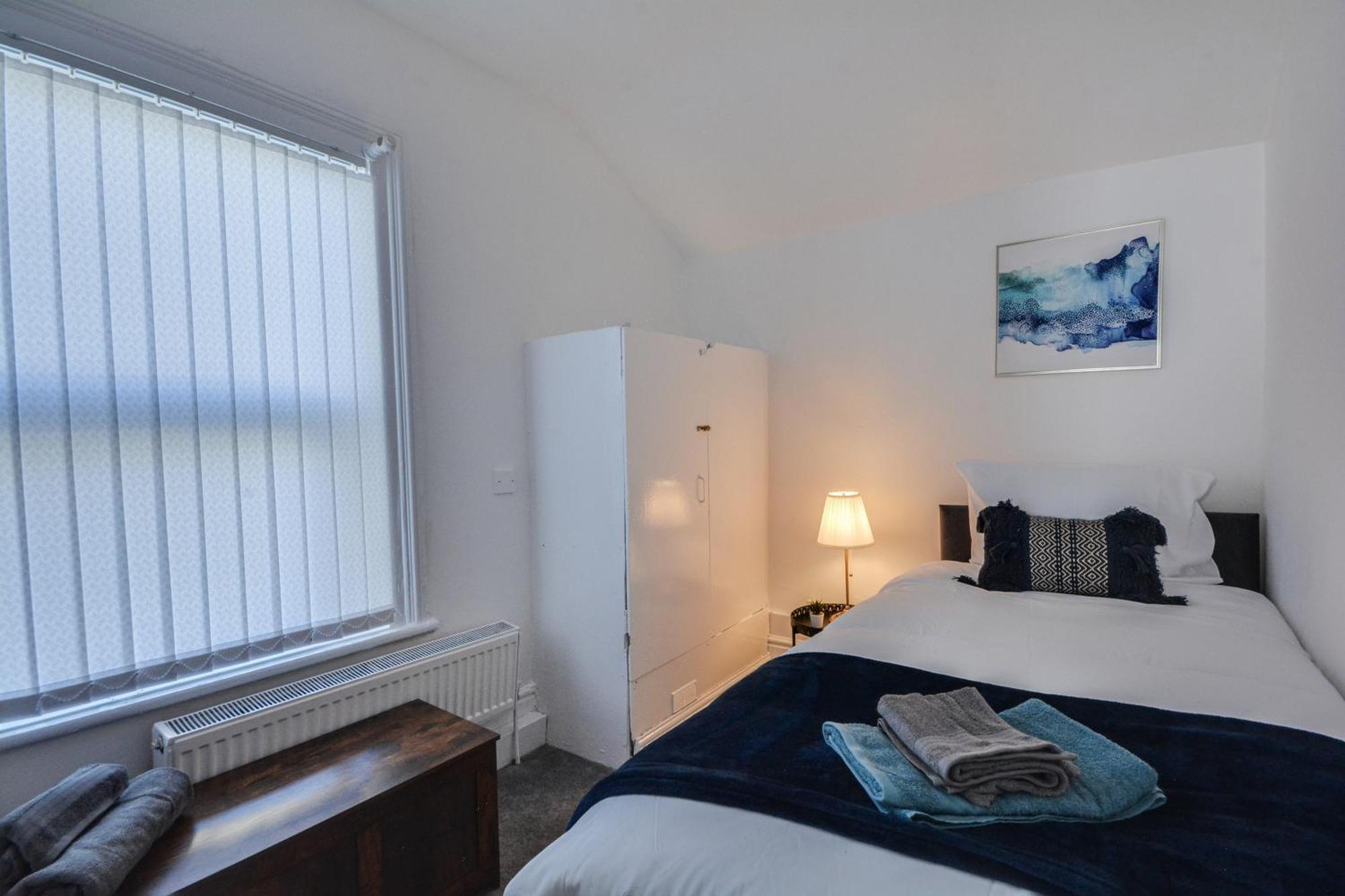 Stay With Alexandra 2 Free Parking - High Speed Free Wifi Liverpool Exterior photo