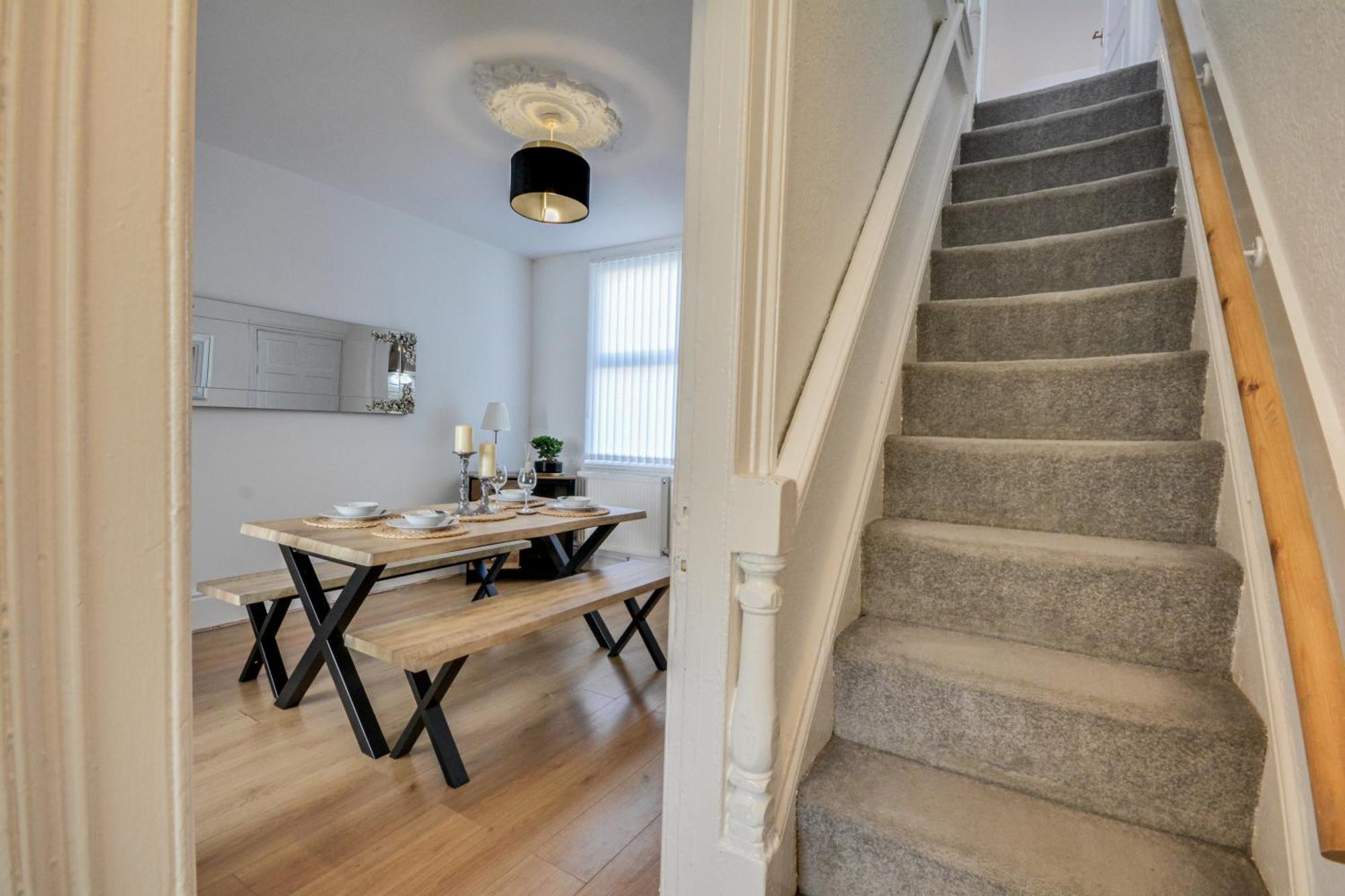 Stay With Alexandra 2 Free Parking - High Speed Free Wifi Liverpool Exterior photo