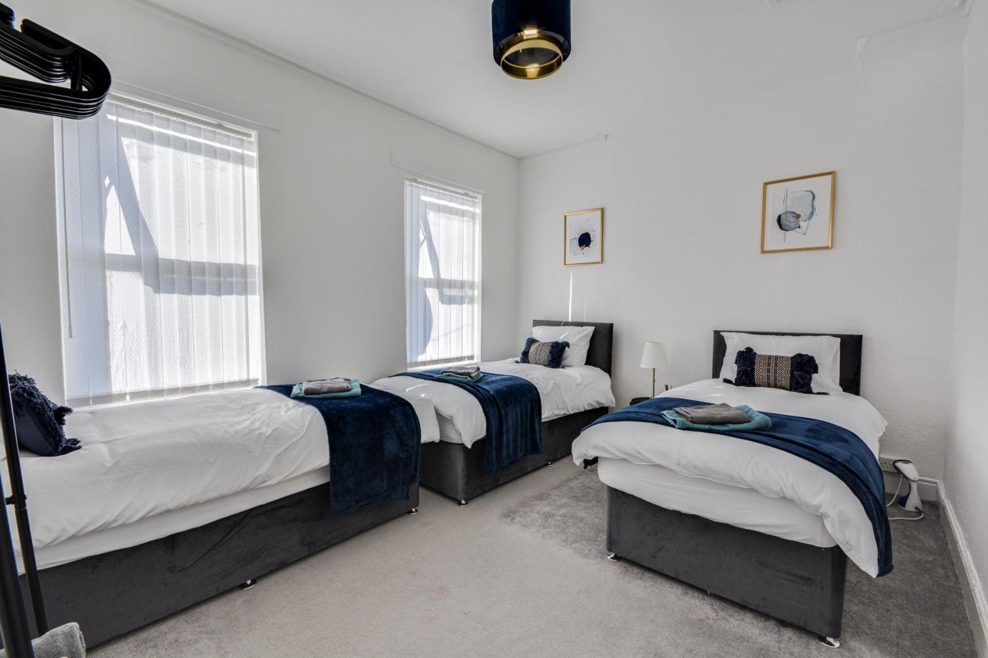 Stay With Alexandra 2 Free Parking - High Speed Free Wifi Liverpool Exterior photo