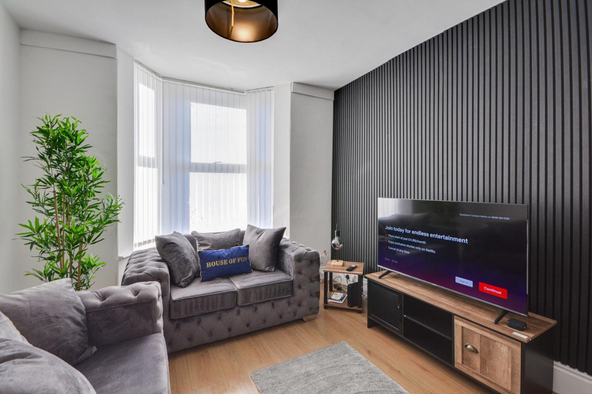 Stay With Alexandra 2 Free Parking - High Speed Free Wifi Liverpool Exterior photo